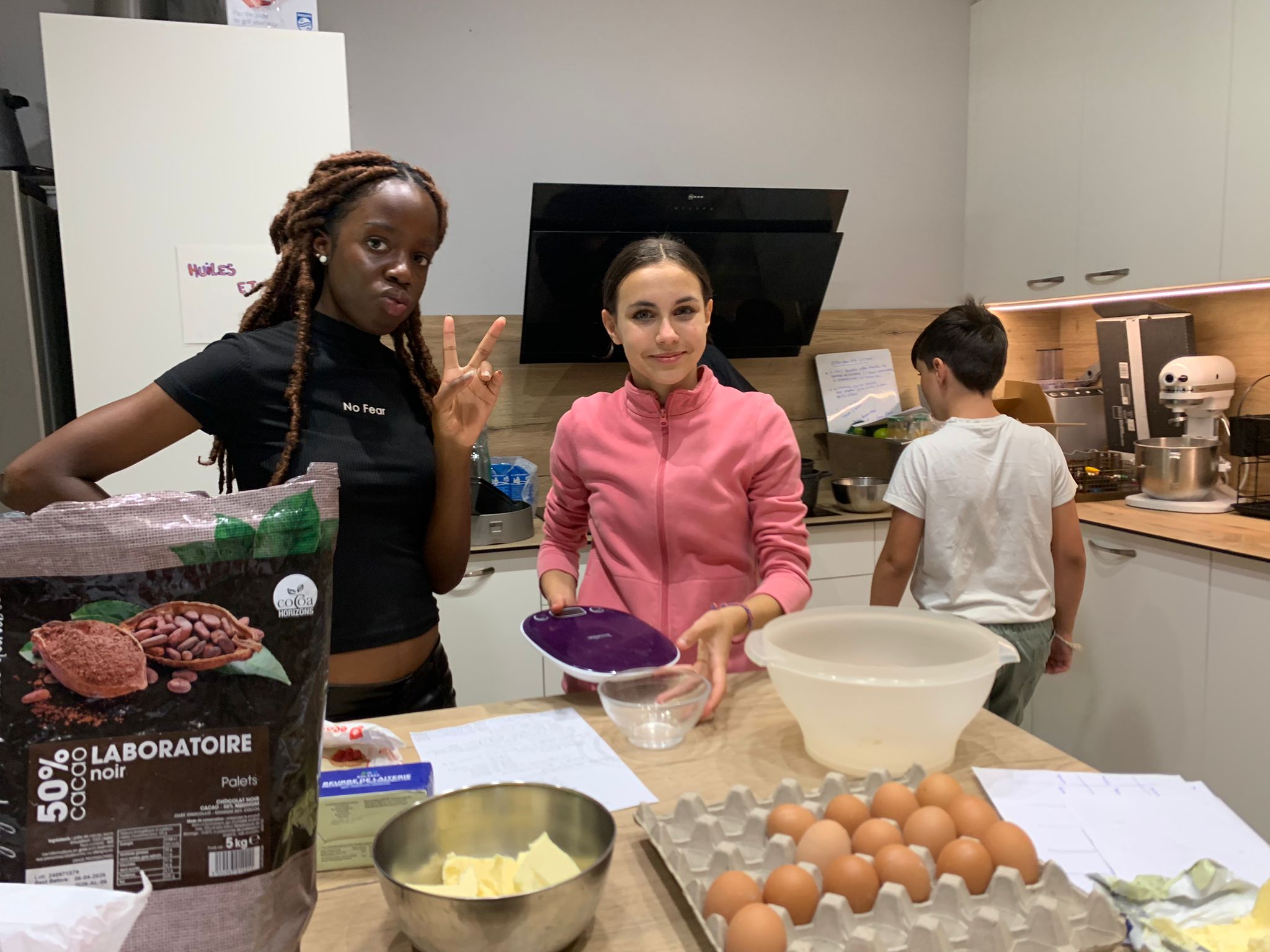 Séjour culinaire permettant aux enfants de maîtriser ustensiles et ingrédients