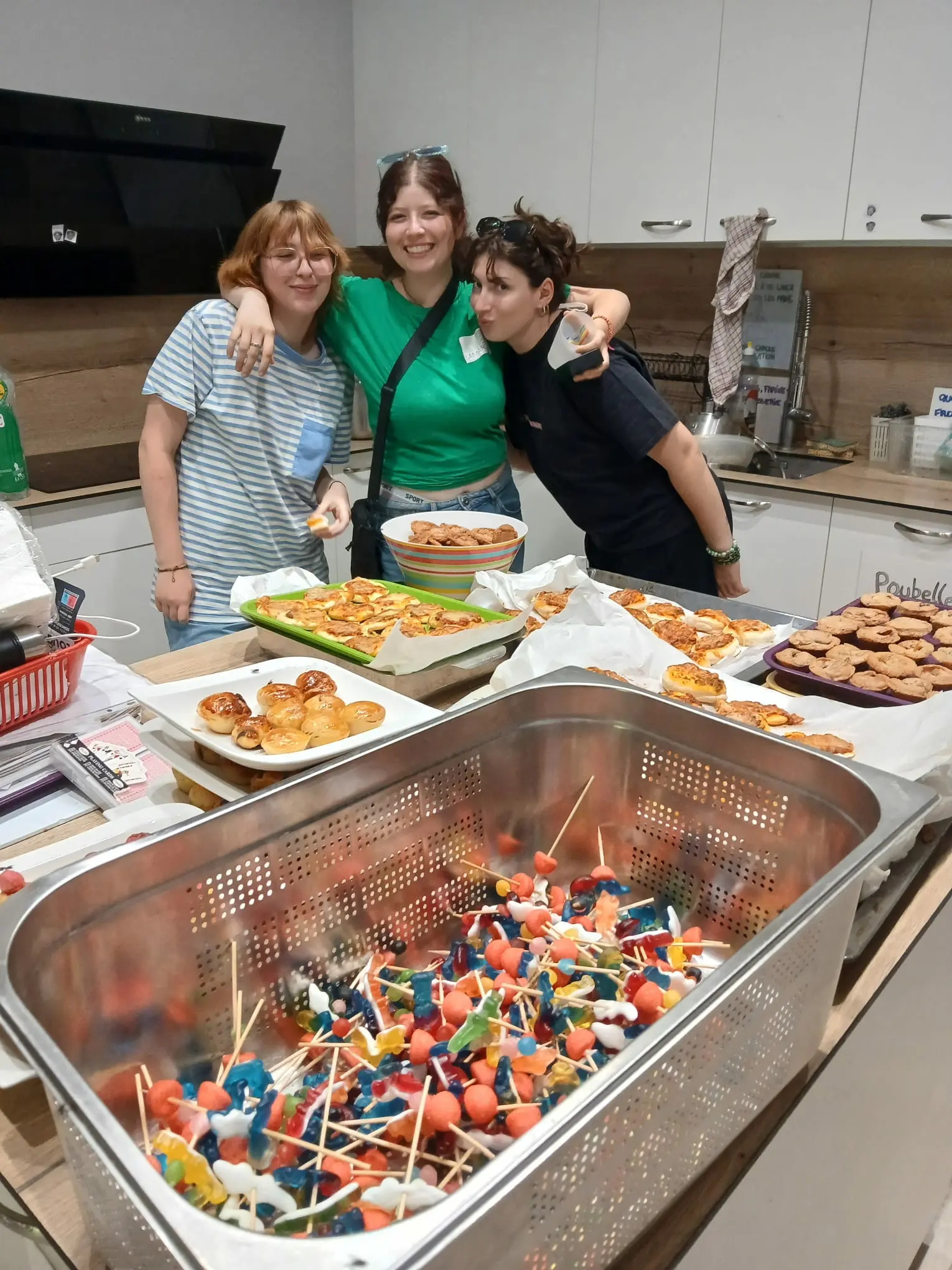 Camp de vacances cuisine avec présentation des plats façon étoilé Michelin