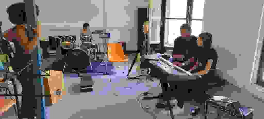 colonie-musique4.jpg