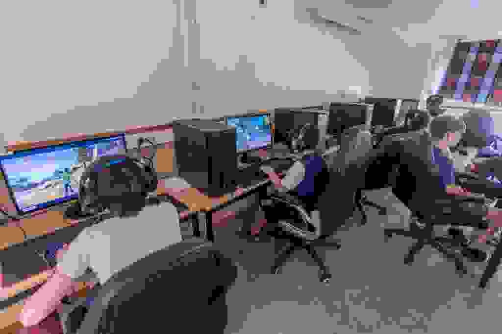 esport2.jpg